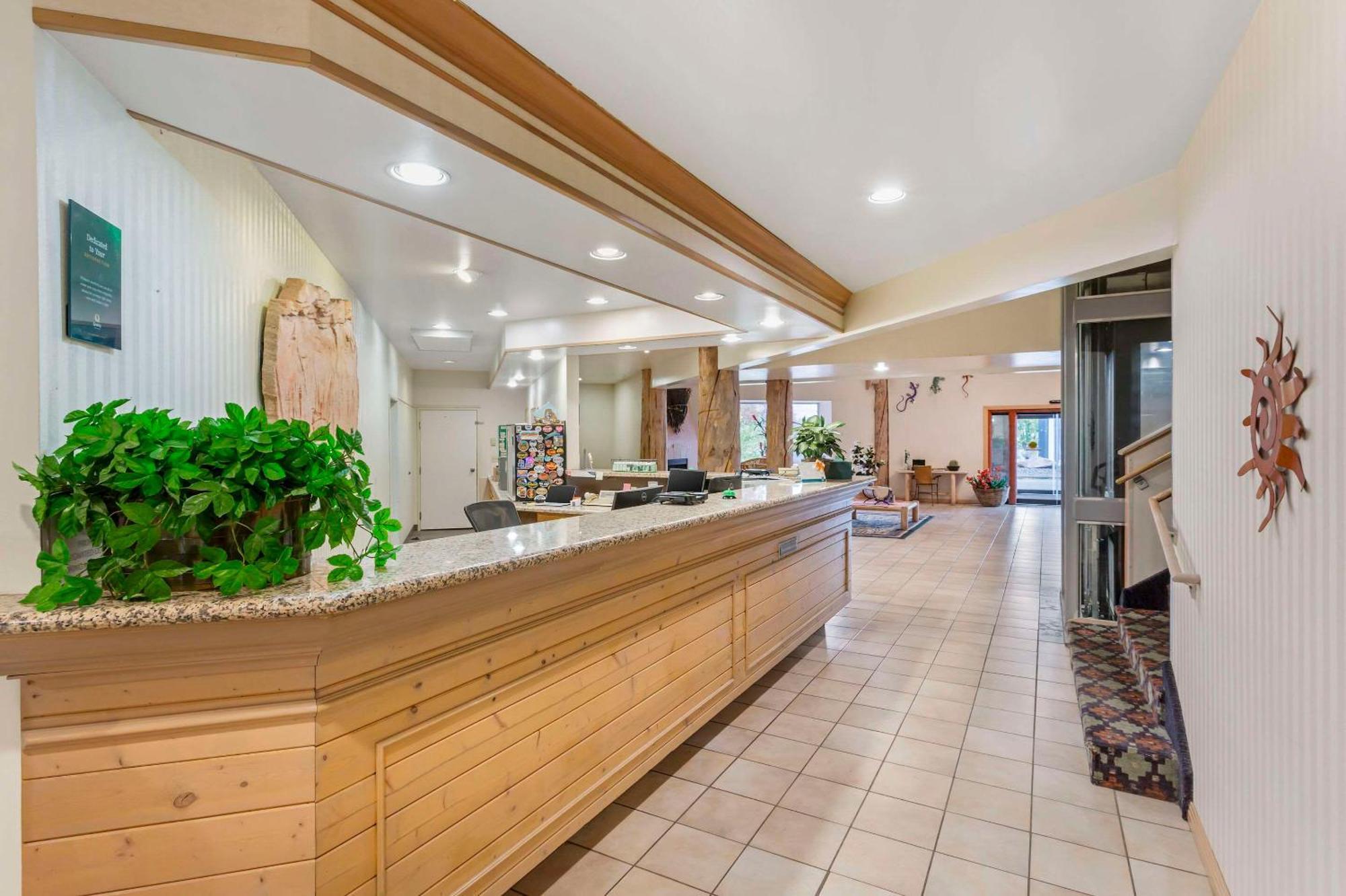 Quality Suites Moab Near Arches National Park Eksteriør billede